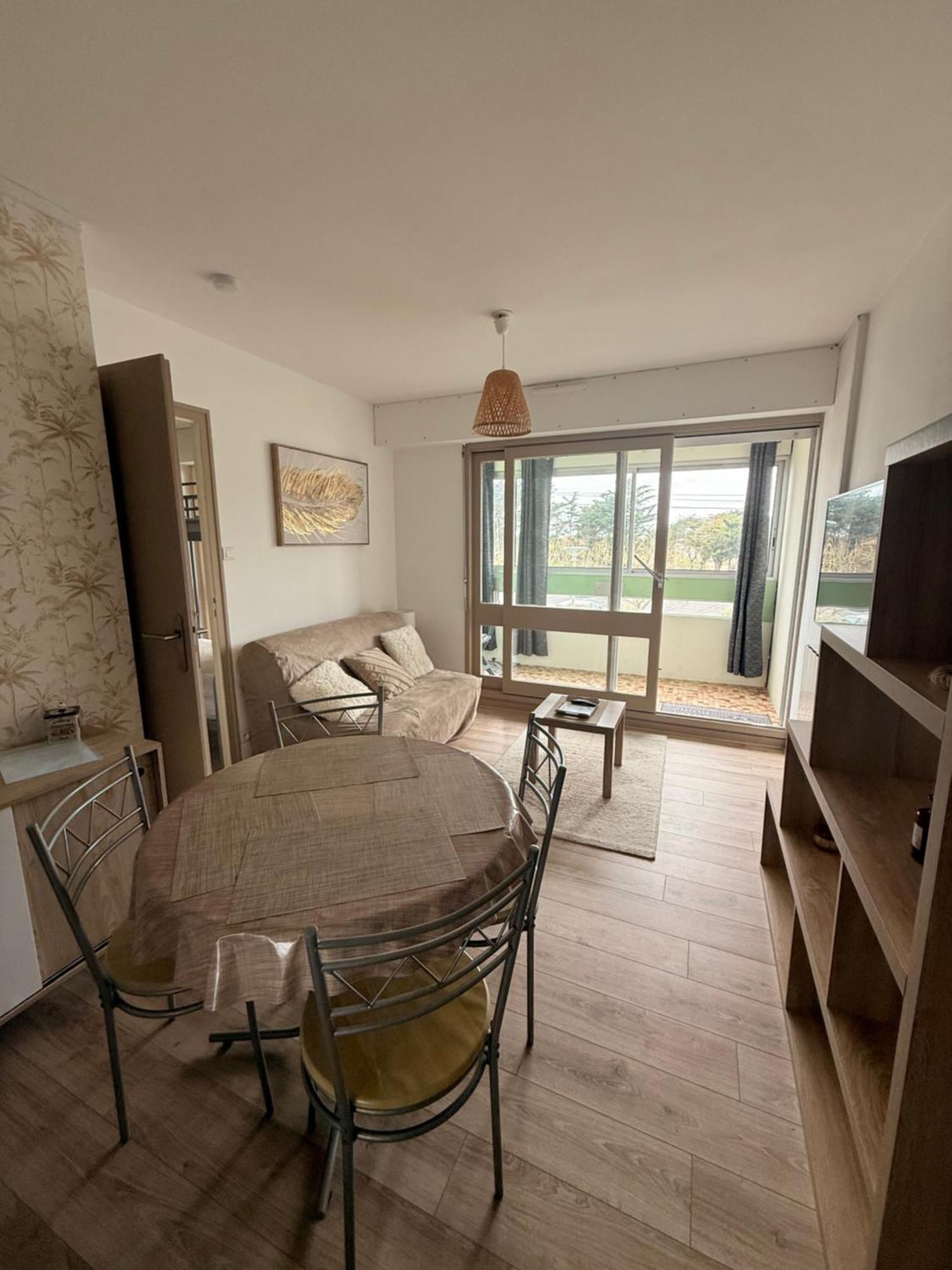 Appartement A 100 M De La Plage St Hilaire De Riez Les Becs Saint-Hilaire-de-Riez Exterior foto